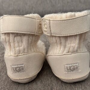 UGG Skylar Infant Knit Slipper Booties - Cream/Vanilla 6-12m